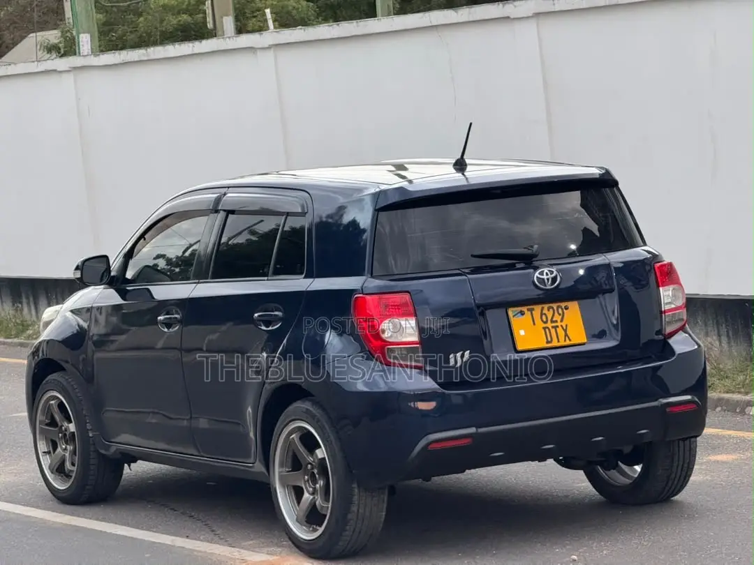 Toyota IST 2008 Blue