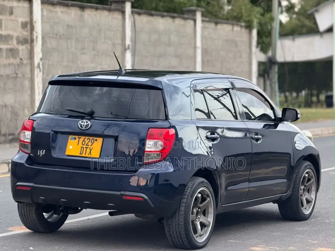 Toyota IST 2008 Blue