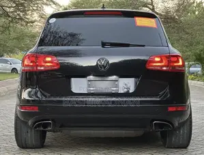 Volkswagen Touareg 2012 Black