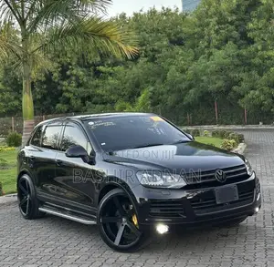 Volkswagen Touareg 2012 Black