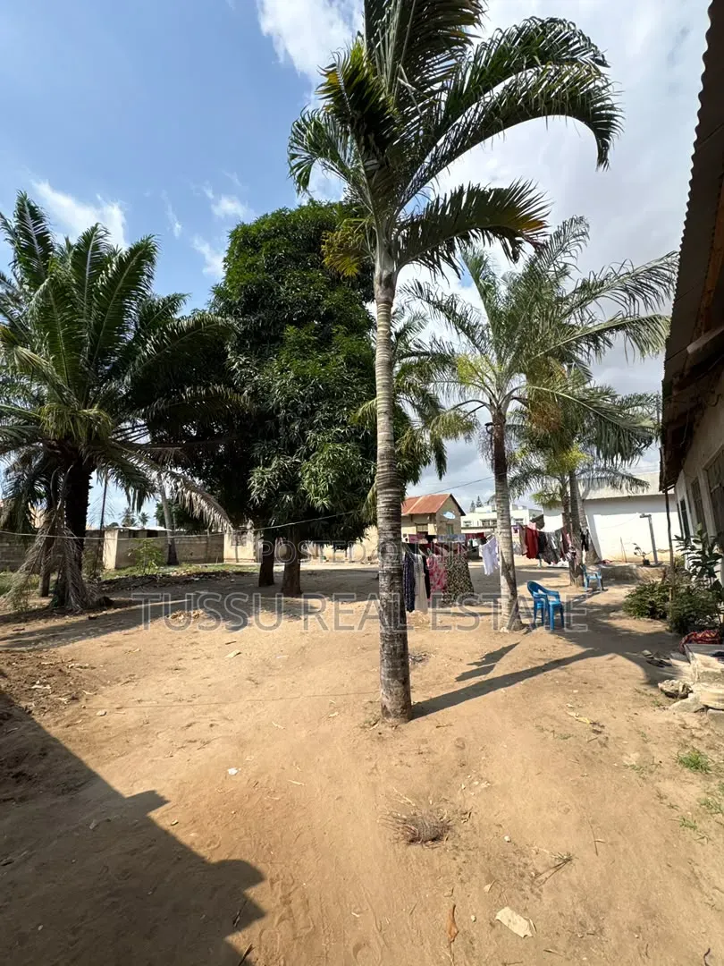 Plot for Sale Ununio Beach