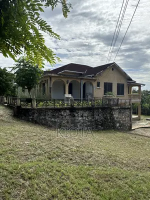 4bdrm House in Goba for sale