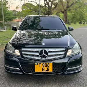 Mercedes-Benz C-Class 2012 Black
