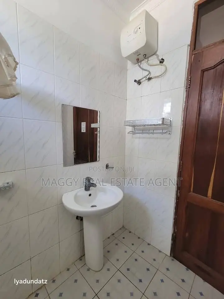 Furnished 3bdrm House in Kinyerezi for rent