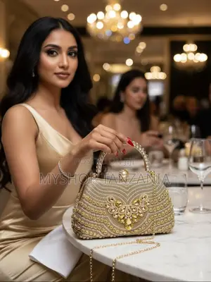 Silver Glitter Clutch Bag