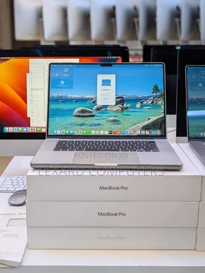New Laptop Apple MacBook Pro 2023 M2 Max 32GB Apple M2 SSD 1T