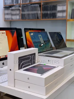 New Laptop Apple MacBook Pro 2023 M2 Max 32GB Apple M2 SSD 1T