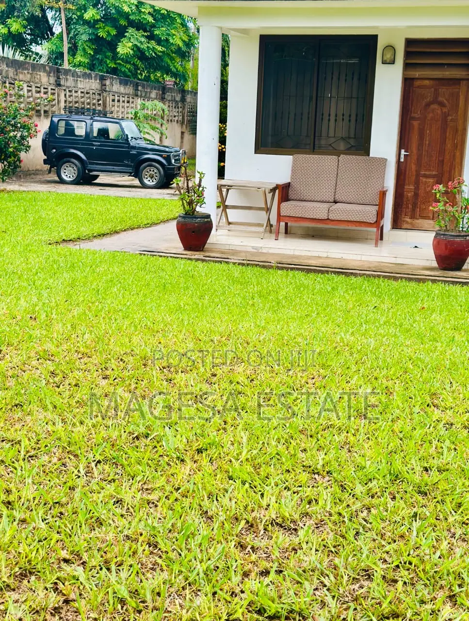 Furnished 2bdrm Apartment in Mikochen, Mikocheni for rent