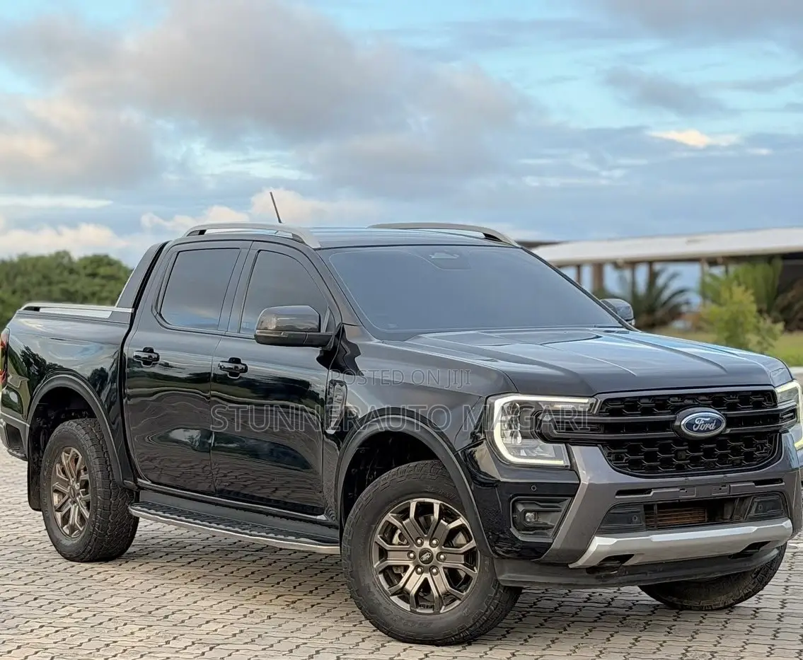Ford Ranger Wildtrak 2023 Gray