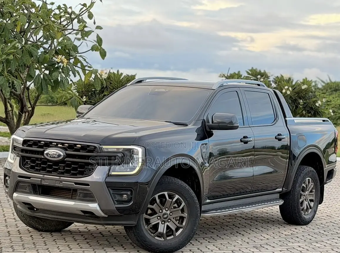 Ford Ranger Wildtrak 2023 Gray