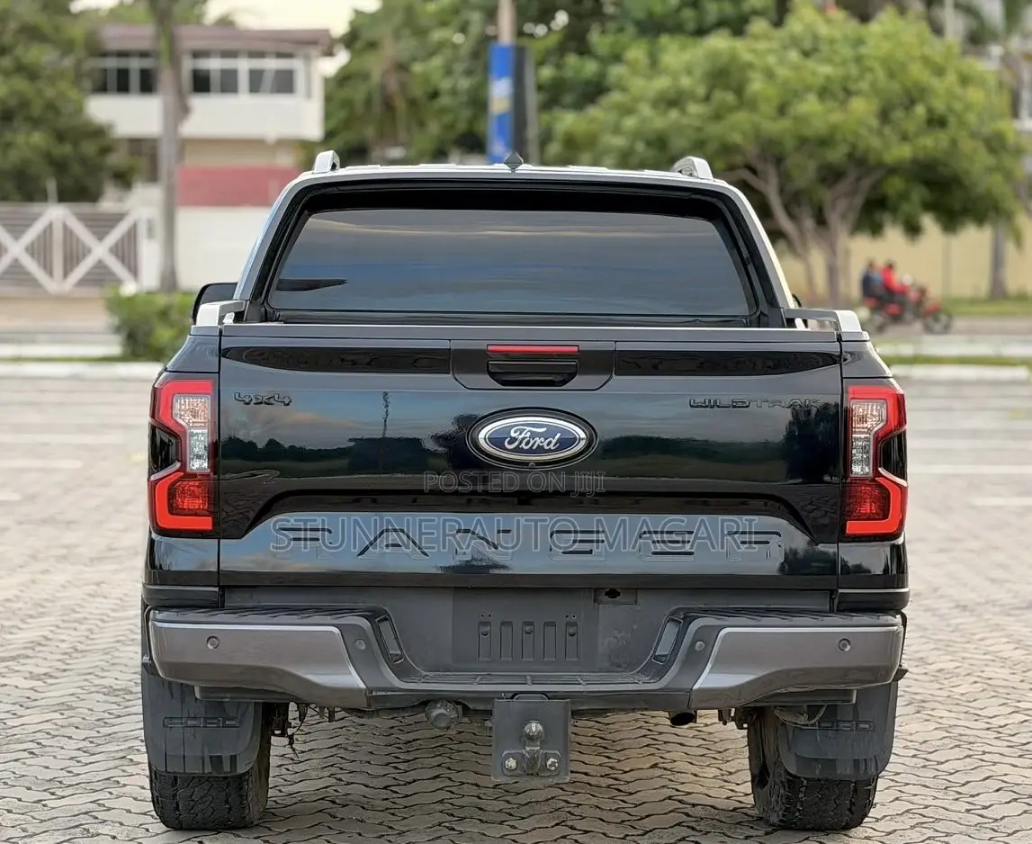 Ford Ranger Wildtrak 2023 Gray