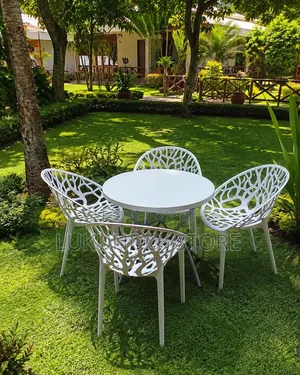 Chairs With 4 Chairs