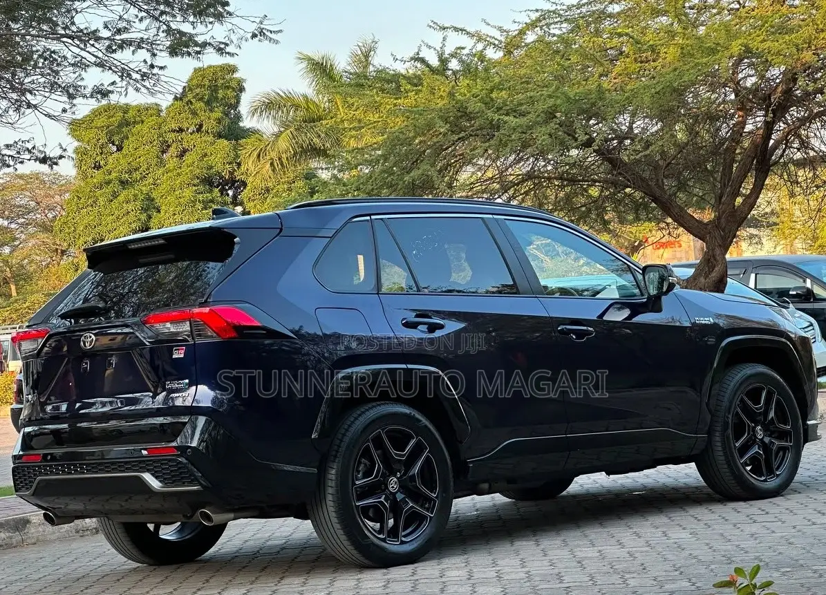Toyota RAV4 2025 Blue