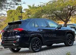 Toyota RAV4 2025 Blue