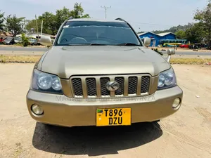 Toyota Kluger 2005 Gold
