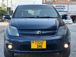 Toyota IST 2006 Blue