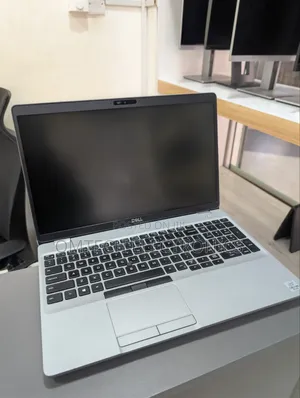 Laptop Dell Precision 3551 8GB Intel Core i7 SSD 256GB