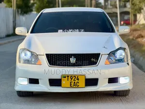 Toyota Crown 2007 White