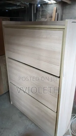 Shoe Racks (Kabati Za Viatu)