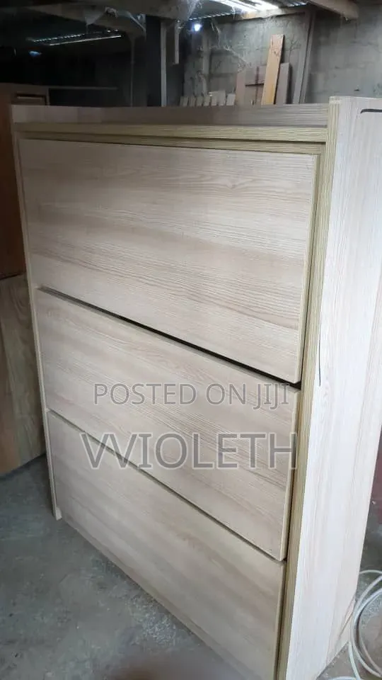 Shoe Racks (Kabati Za Viatu)