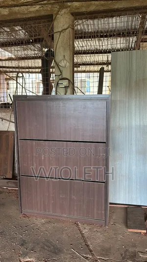 Shoe Racks (Kabati Za Viatu)
