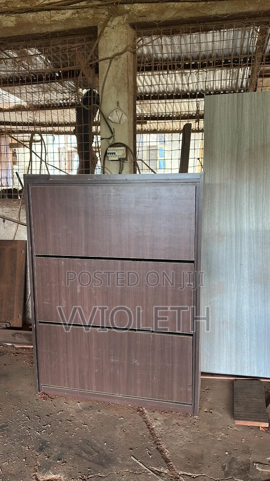 Shoe Racks (Kabati Za Viatu)