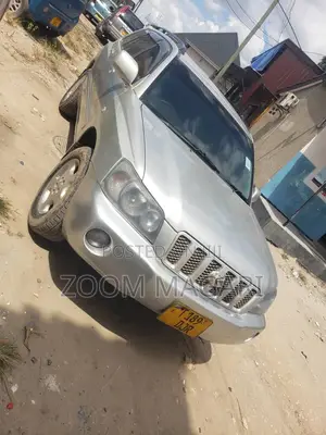 Toyota Kluger 2005 Silver