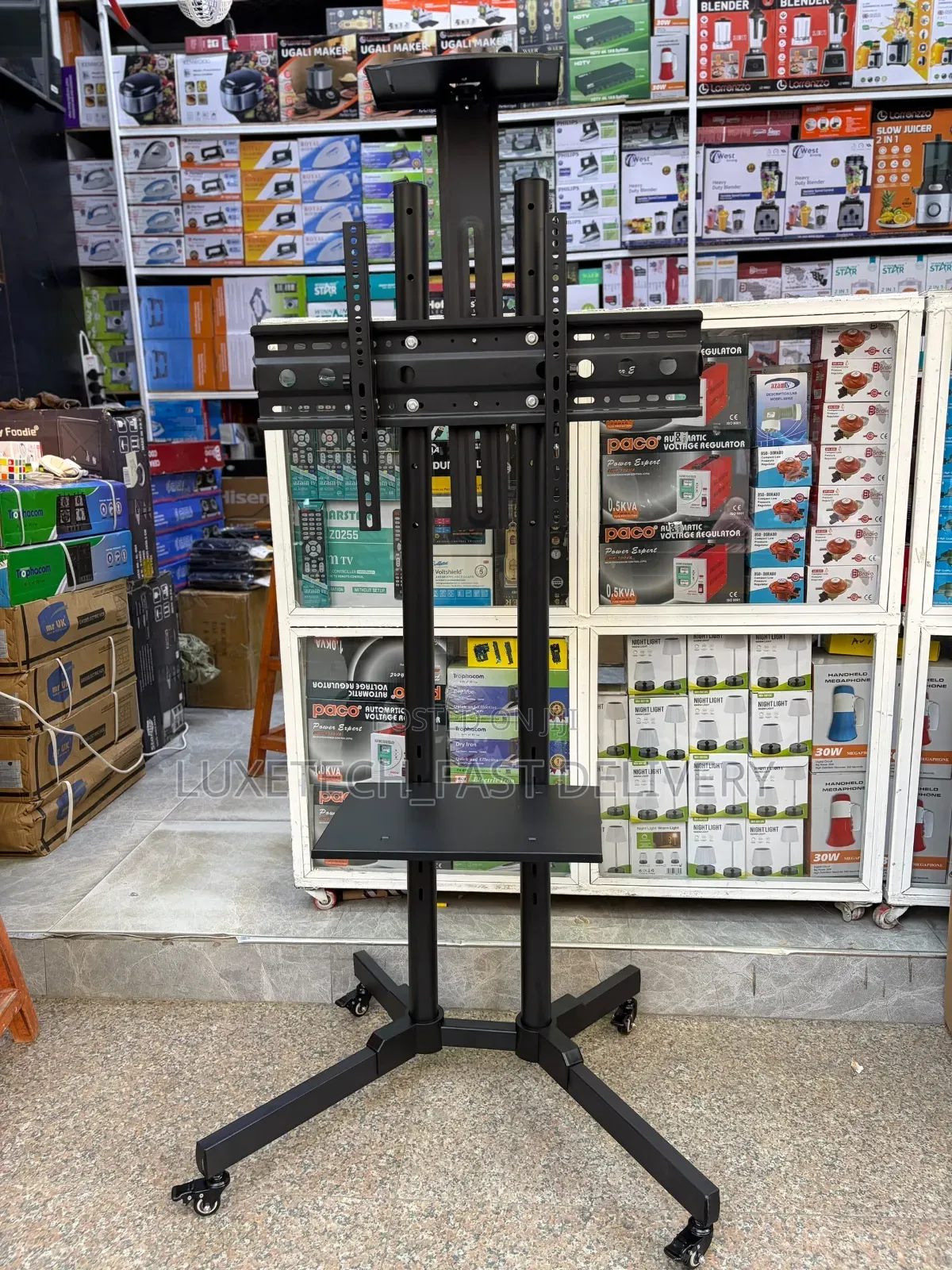 Heavy Duty Mobile TV Stand 32-70 Inches With Wheels