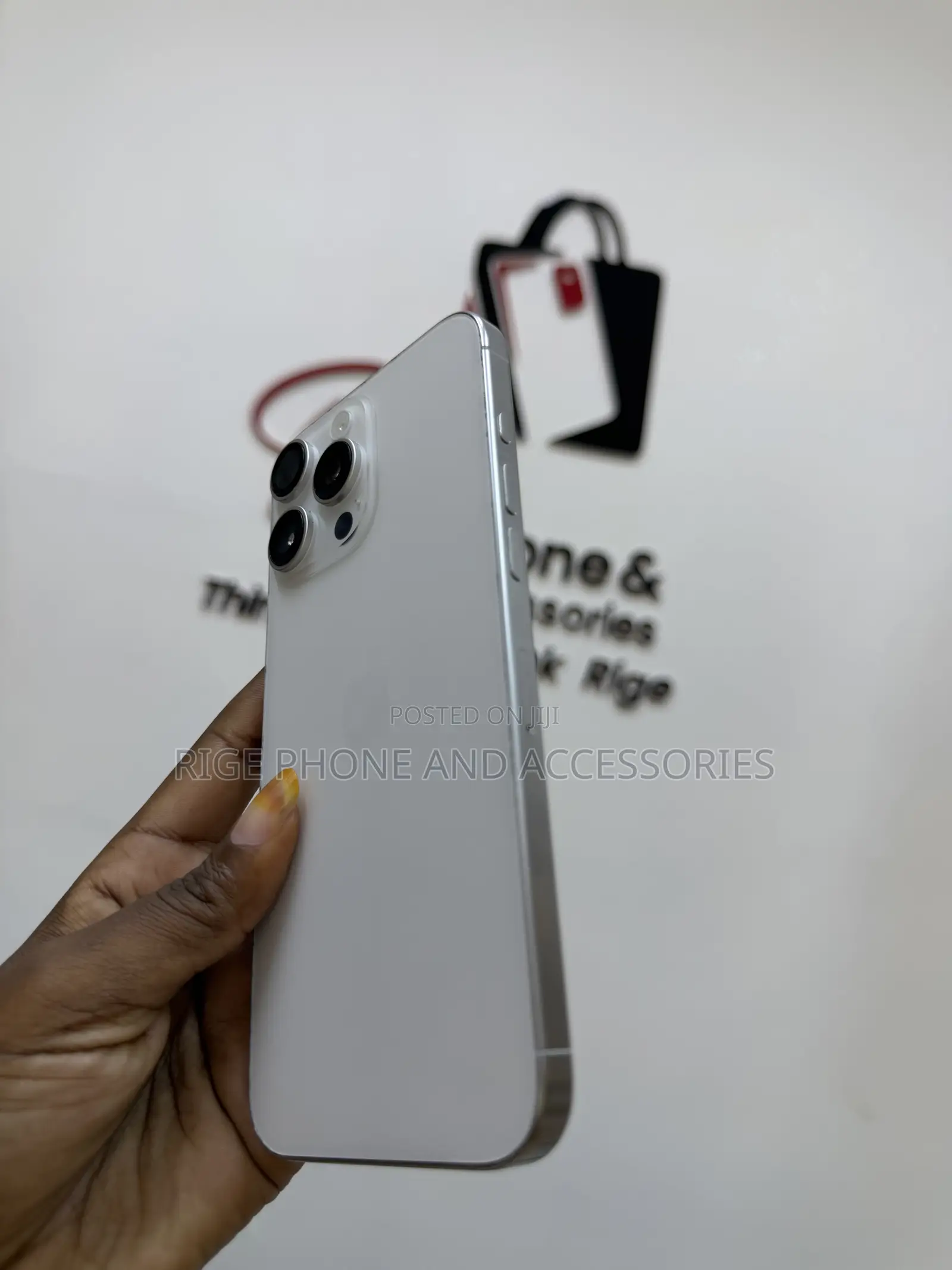 Apple iPhone 16 Pro Max 256 GB Silver
