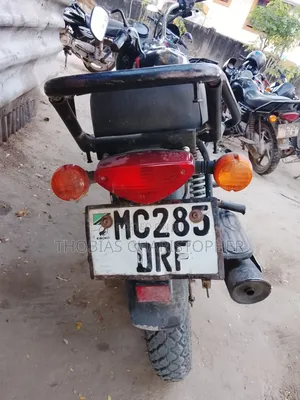 Bajaj Boxer X125 2022 Black