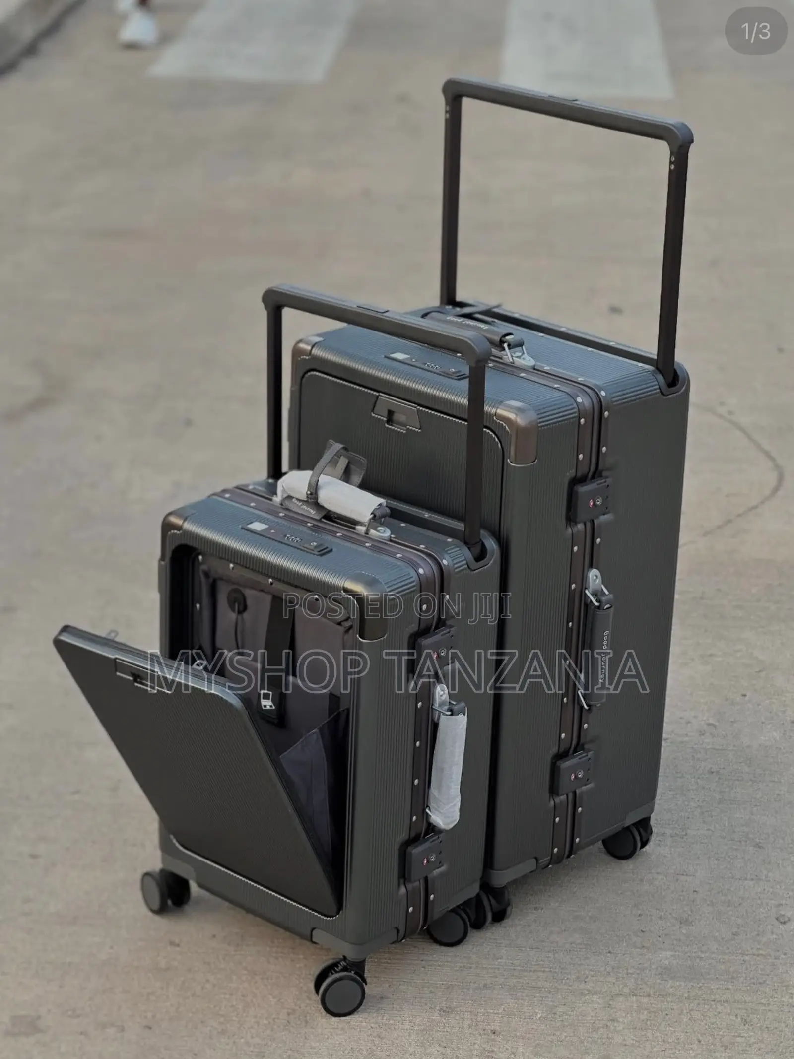 Mabegi Executive Luxury Luggage Set,