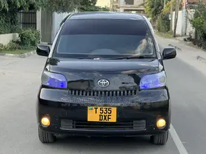 Toyota Porte 1.5 AWD 2005 Black