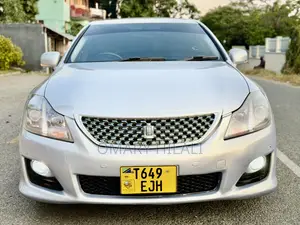 Toyota Crown 2009 Silver