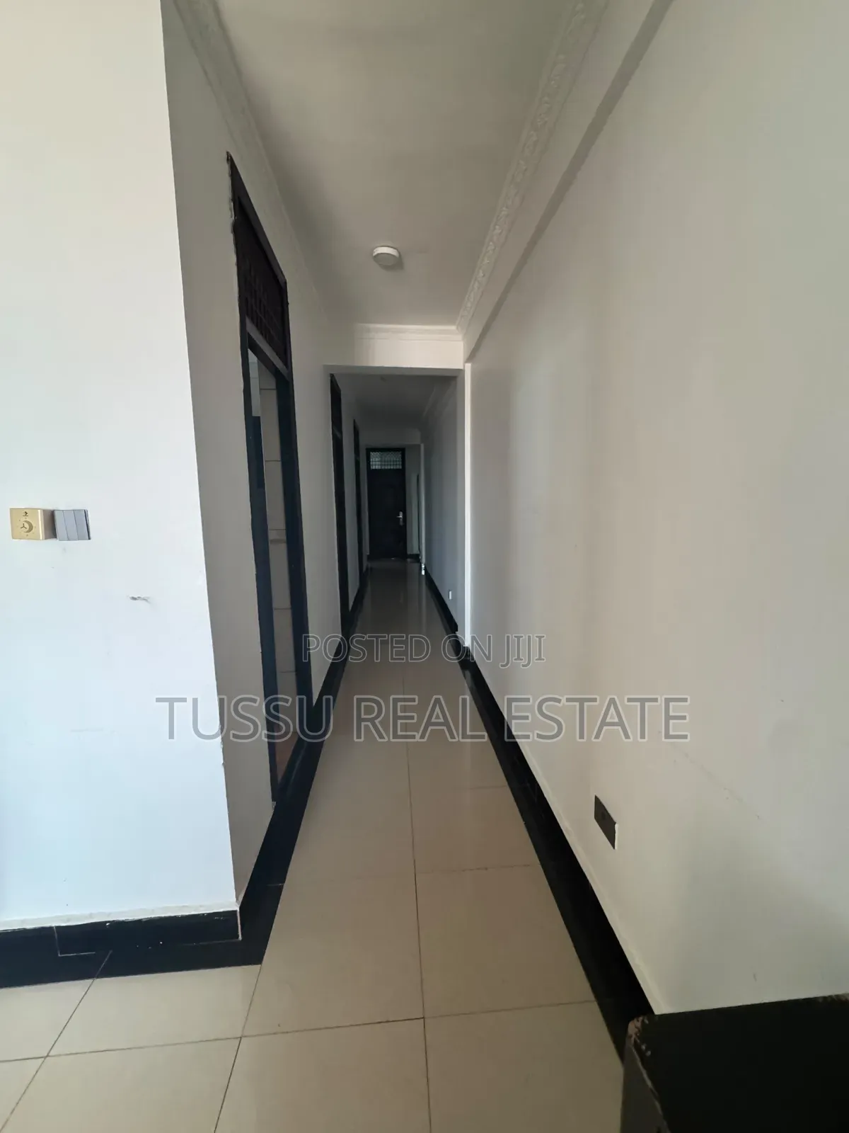 3bdrm Apartment in Msasani General Tyre, Mikocheni for rent