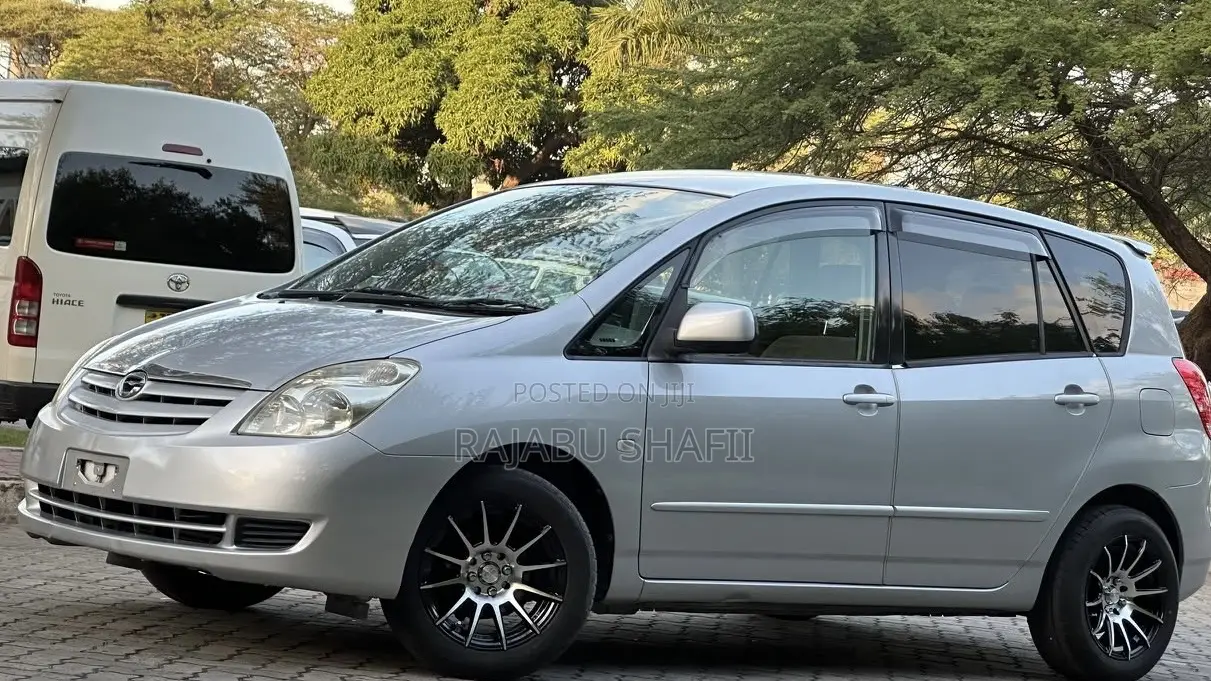 Toyota Corolla Spacio 1.5 X 2004 Silver