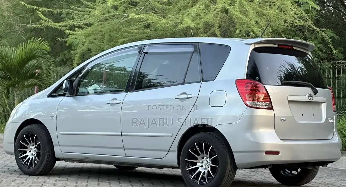 Toyota Corolla Spacio 1.5 X 2004 Silver