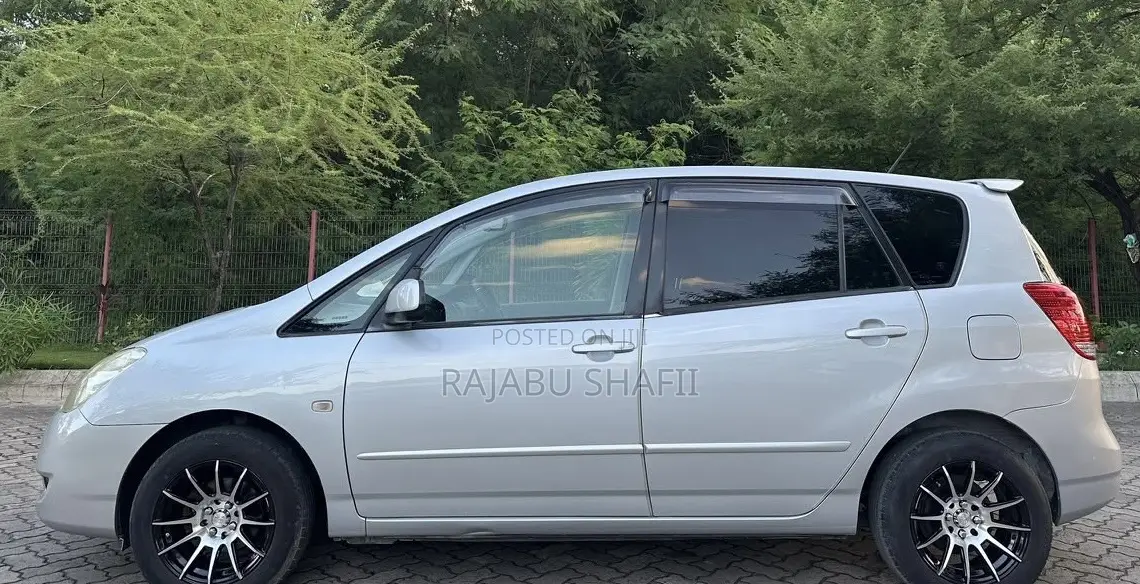 Toyota Corolla Spacio 1.5 X 2004 Silver