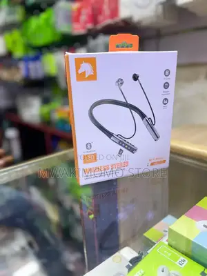 LEO Earphones