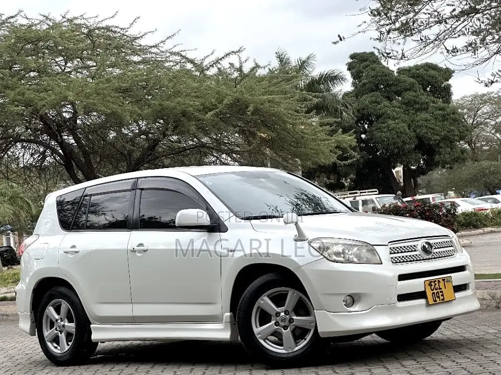 Toyota RAV4 2.0 4x4 2007 White