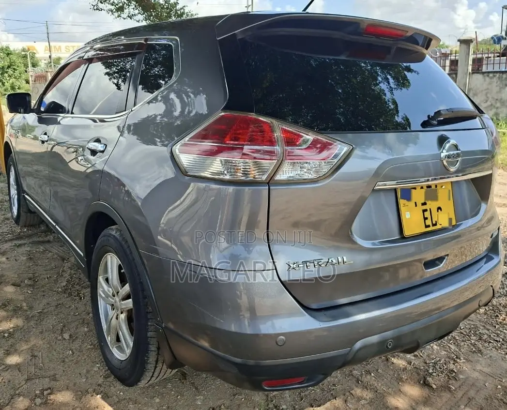Nissan X-Trail 1.6 Diesel FWD 2014 Gray