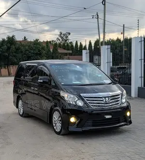 Toyota Alphard 2.4 Petrol FWD 2012 Black