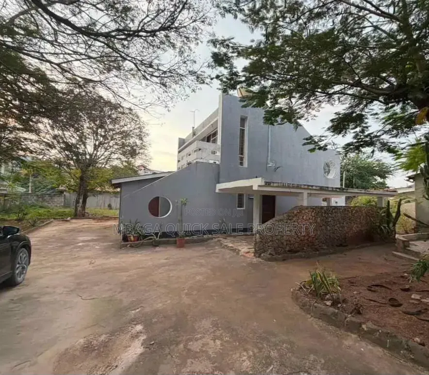 Furnished 3bdrm House in Masaki for rent