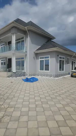 4bdrm House in Mabwepande, Magomeni for rent