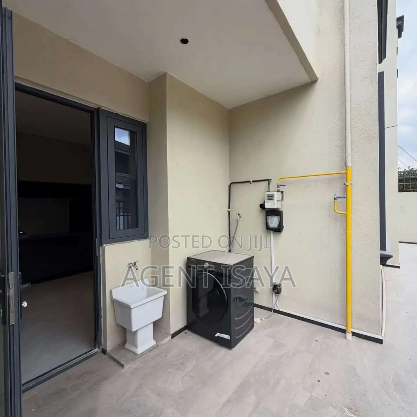 Furnished 5bdrm Apartment in Masaki for rent