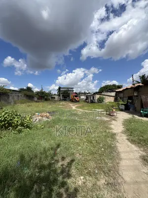 Yard for Rent Makumbusho