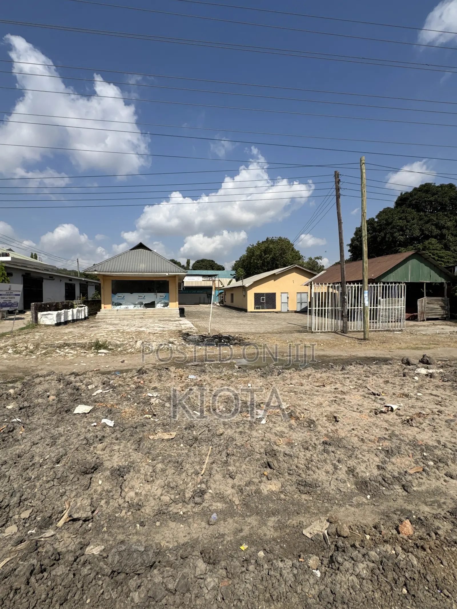 Tegeta Dawasa Main Road