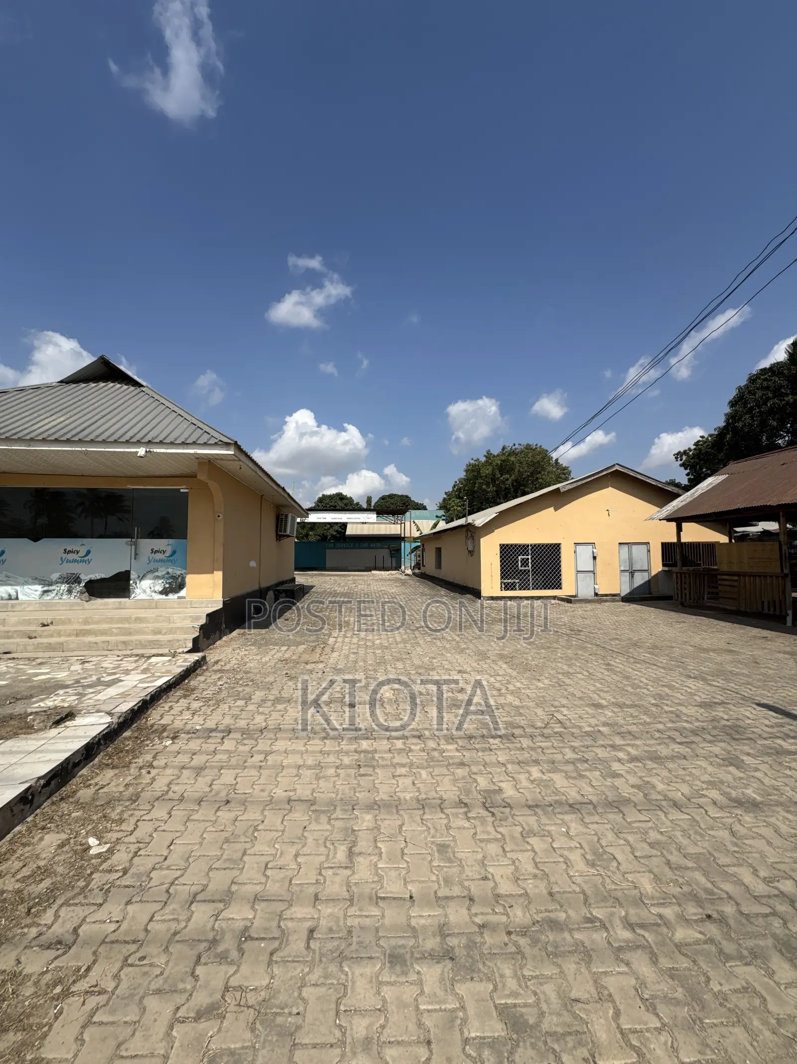 Tegeta Dawasa Main Road