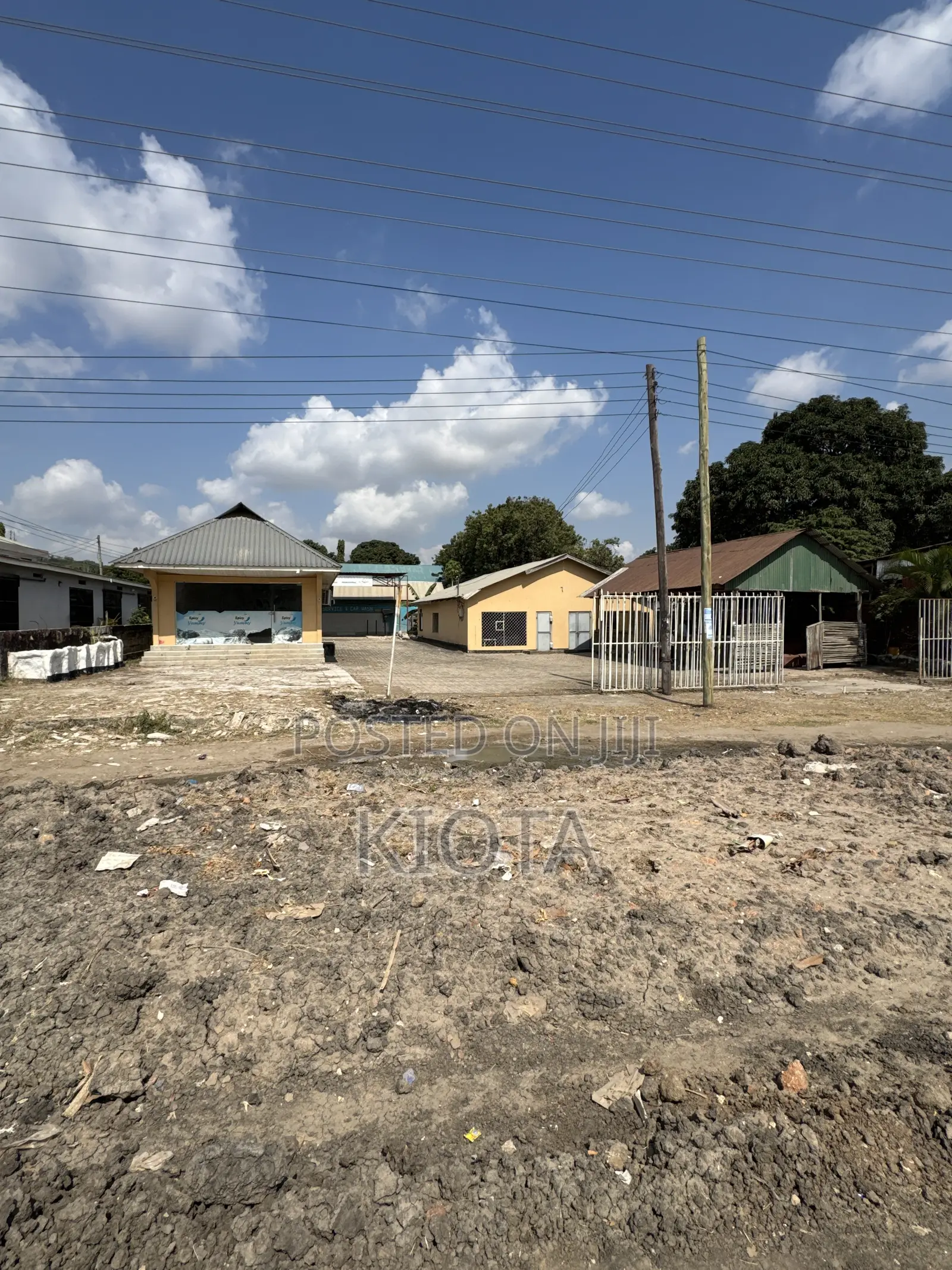 Tegeta Dawasa Main Road