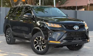 Toyota Fortuner 2.4 D AWD 2018 Black