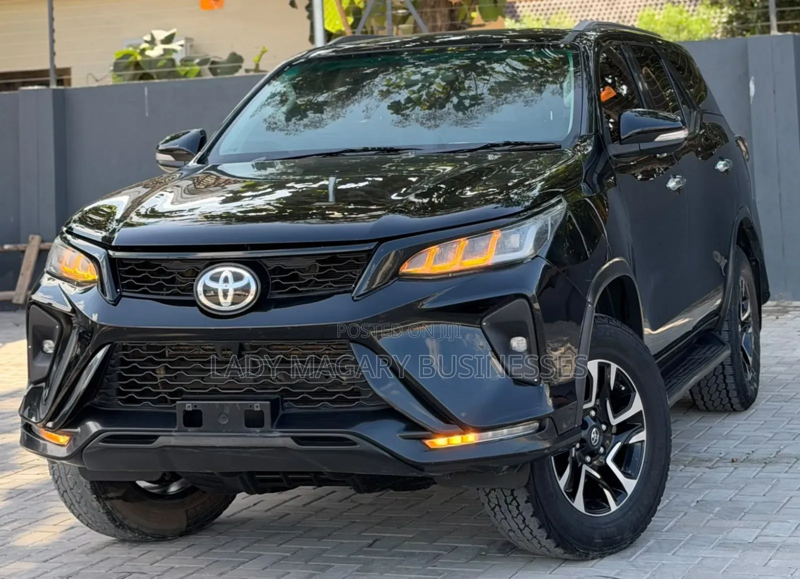 Toyota Fortuner 2.4 D AWD 2018 Black